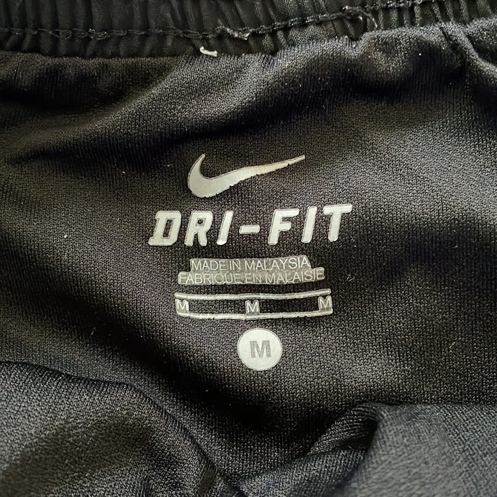 Women's Nike Tempo Dri-Fit Running Workout Shorts Medium - Picture 12 of 13